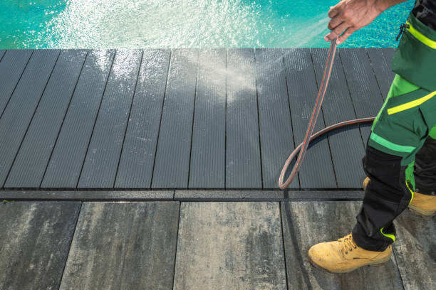 Best Exterior Home Cleaning  in Manitowoc, WI