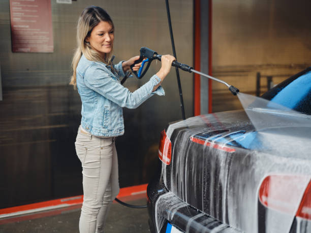 Best Commercial Building Pressure Washing  in Manitowoc, WI